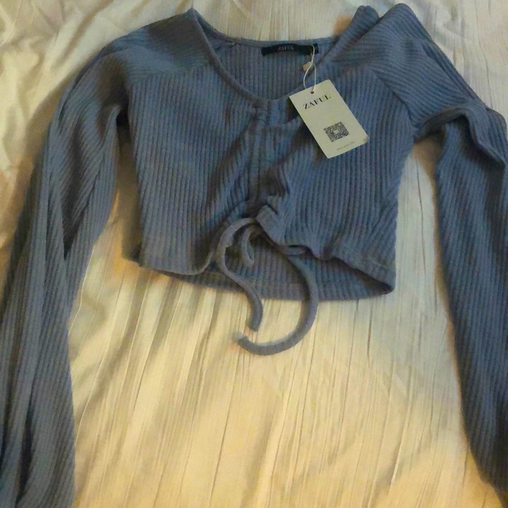 long sleeve crop top (never warn)!